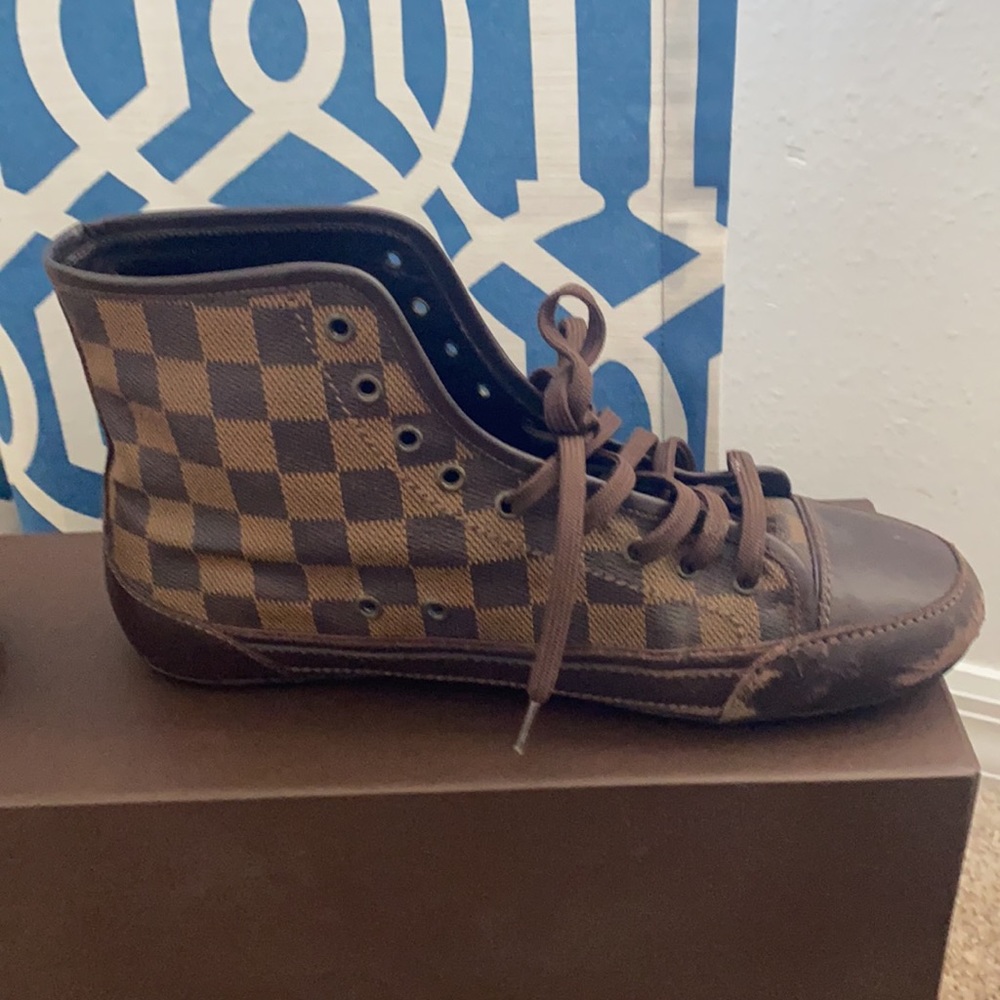 Louis Vuitton sneakers - Picture 8 of 12